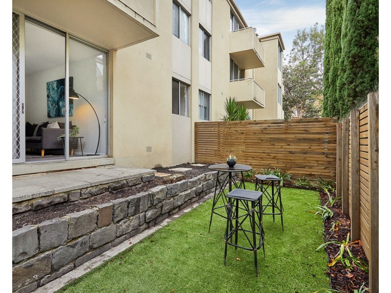 18/60 O’Shanassy Street, North Melbourne VIC 3051