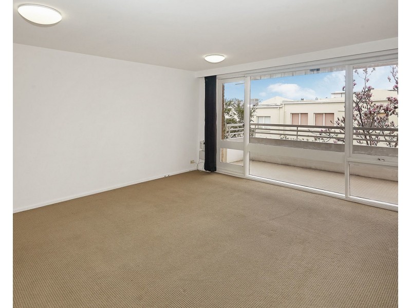 15/495 Royal Parade, Parkville VIC 3052