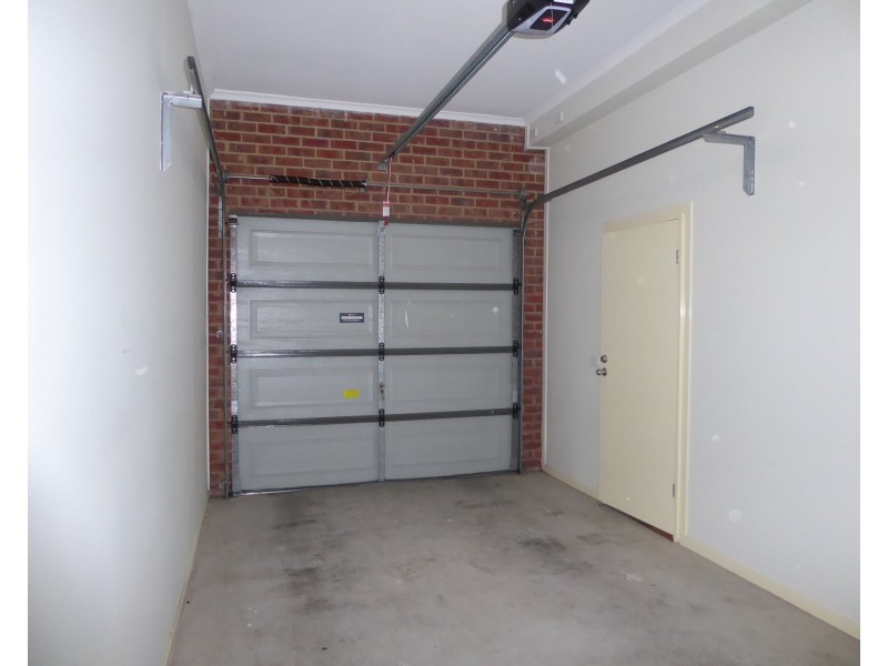 81 Village Way, Maribyrnong VIC 3032