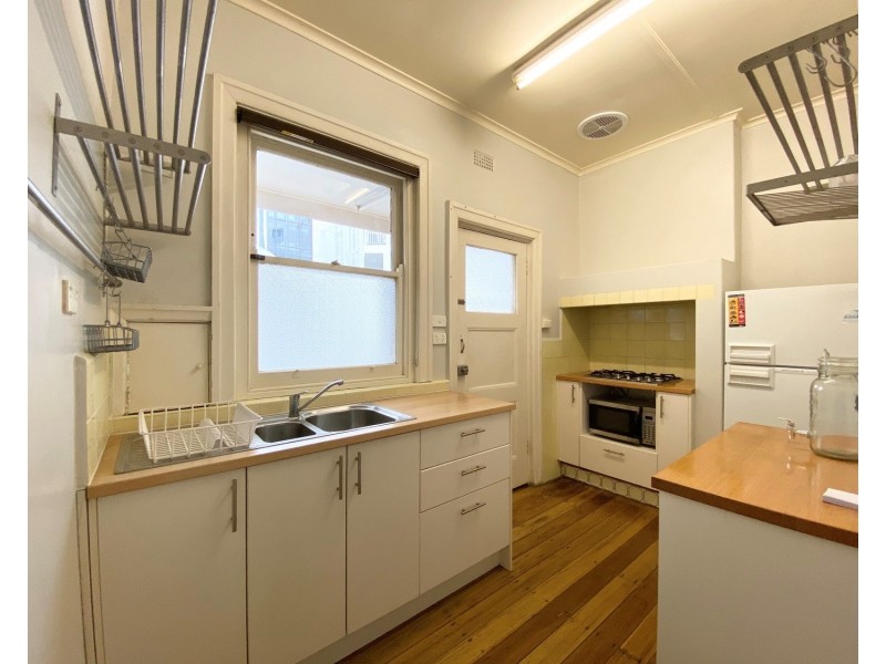 15/283 Royal Parade, Parkville VIC 3052