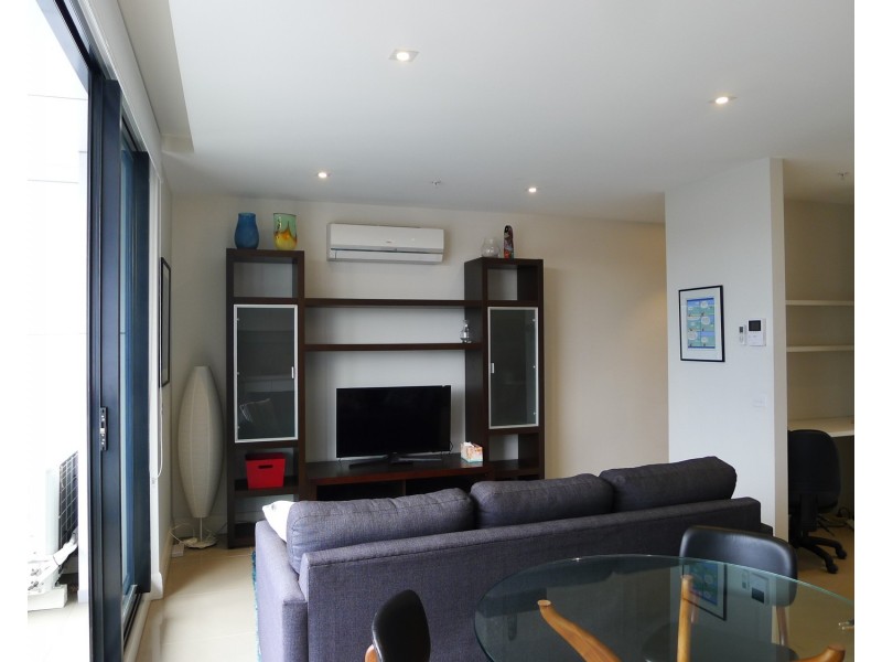 202/175 Rossyln Street, West Melbourne VIC 3003