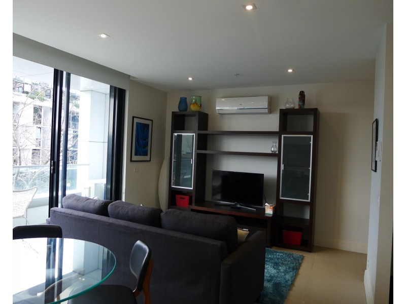 202/175 Rossyln Street, West Melbourne VIC 3003