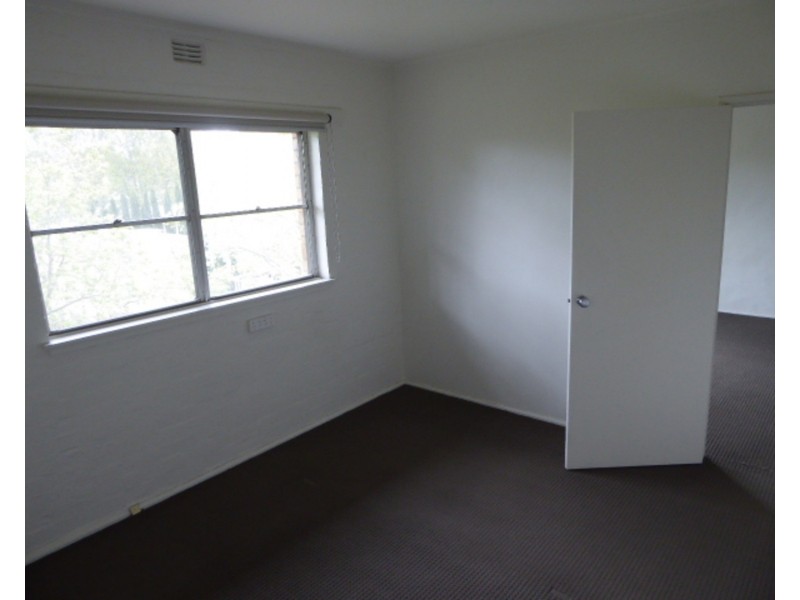 D2-6/81 O’Shanassy Street, North Melbourne VIC 3051