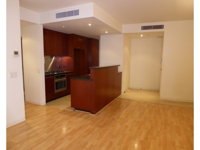 18/228 The Avenue, Parkville VIC 3052