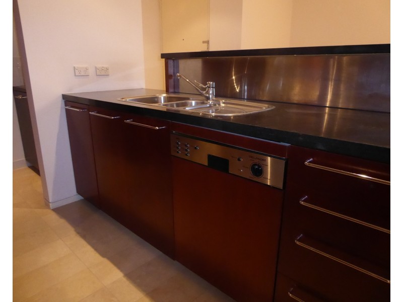 18/228 The Avenue, Parkville VIC 3052