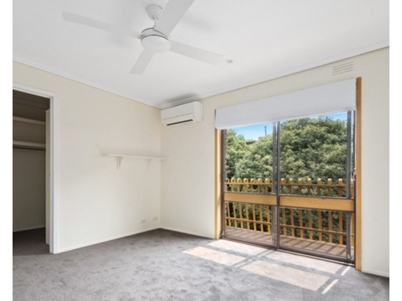 2/98 O’Shanassy Street, North Melbourne VIC 3051