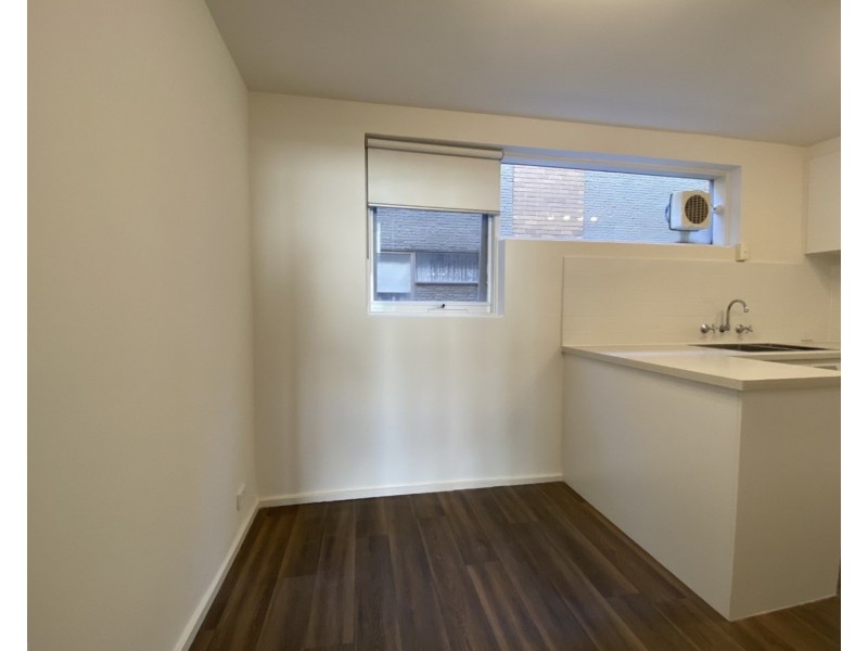 13/495 Royal Parade, Parkville VIC 3052