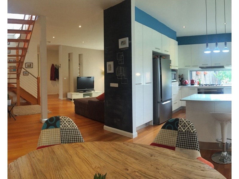 1/167 Ballarat Road, Maidstone VIC 3012