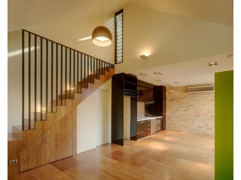 2/84A Munster Terrace, North Melbourne VIC 3051