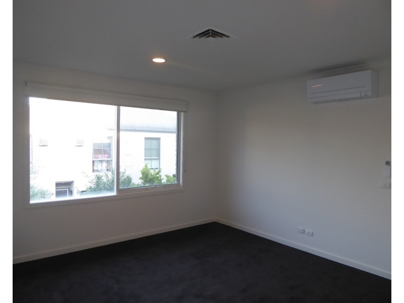 3/248 Dandenong Road, St Kilda East VIC 3183