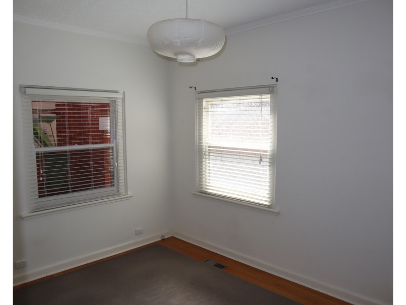 4/18 St Georges Road, Elsternwick VIC 3185