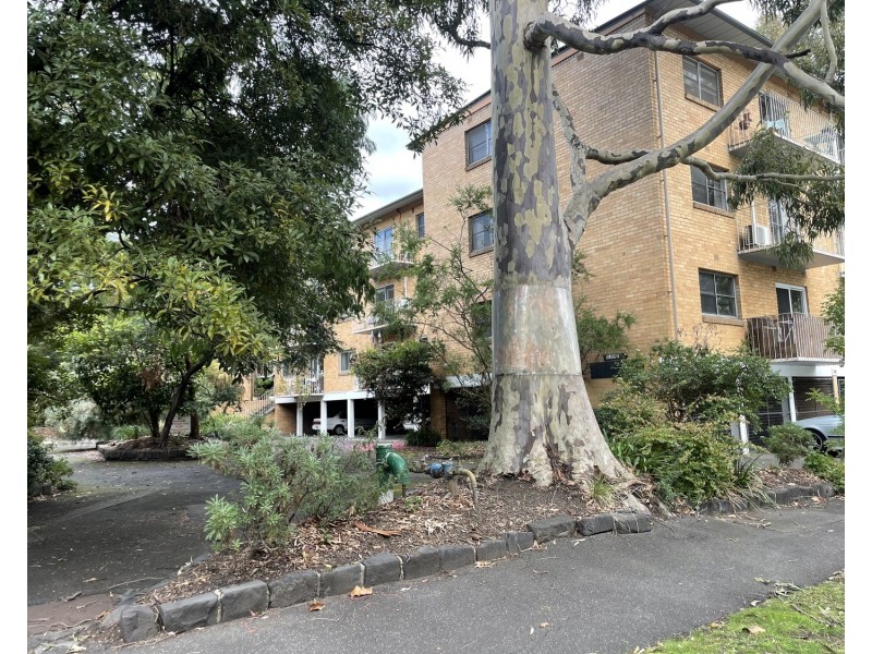 E1-4/89 O’Shanassy Street, North Melbourne VIC 3051