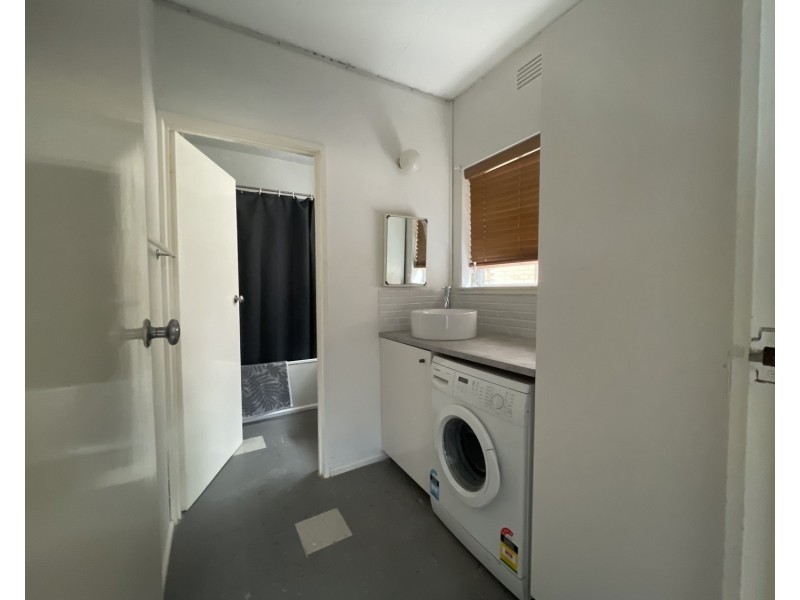 E1-4/89 O’Shanassy Street, North Melbourne VIC 3051