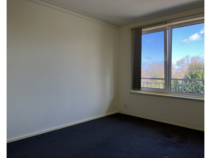 7/48 Farnham Street, Flemington VIC 3031