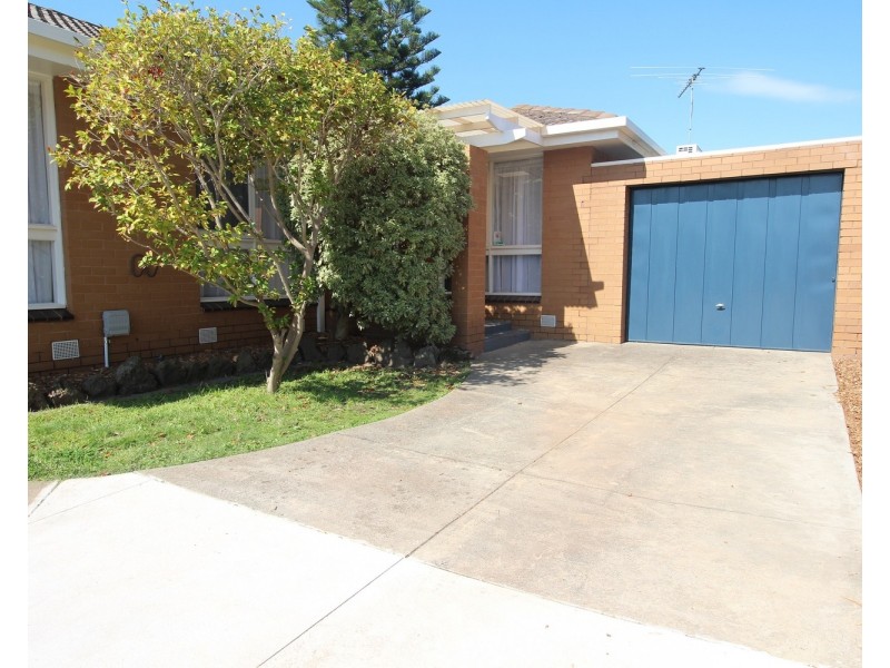 2/8 Rigby Avenue, Carnegie VIC 3163