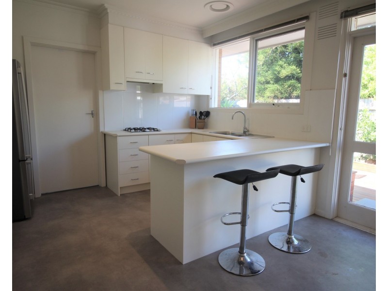 2/8 Rigby Avenue, Carnegie VIC 3163