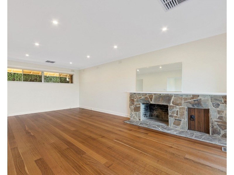 1 Magdalen Street, Pascoe Vale South VIC 3044