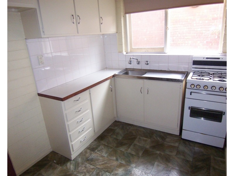 2/48 Farnham Street, Flemington VIC 3031