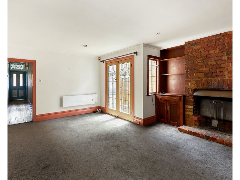 50 Upton Road, Windsor VIC 3181