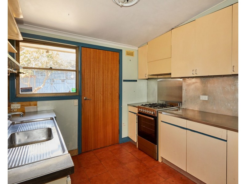 50 Upton Road, Windsor VIC 3181