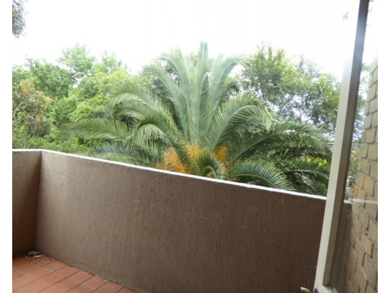 10/521 Royal Parade, Parkville VIC 3052