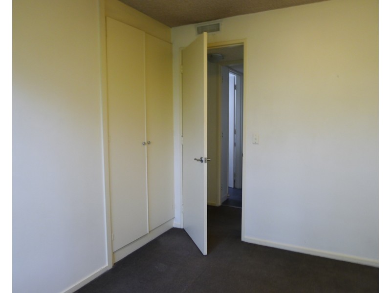 10/521 Royal Parade, Parkville VIC 3052