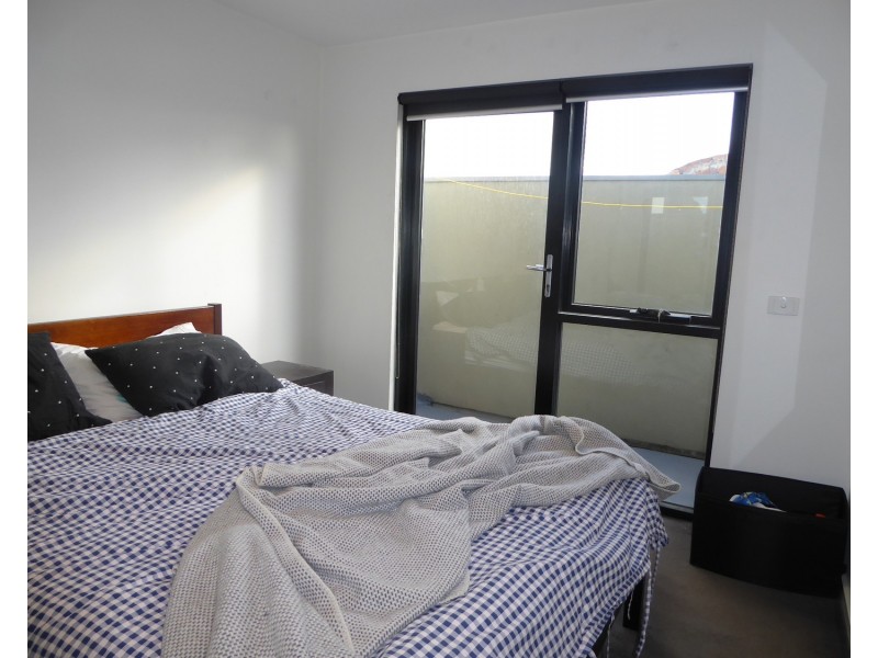 2/25 Bendigo Street, North Melbourne VIC 3051