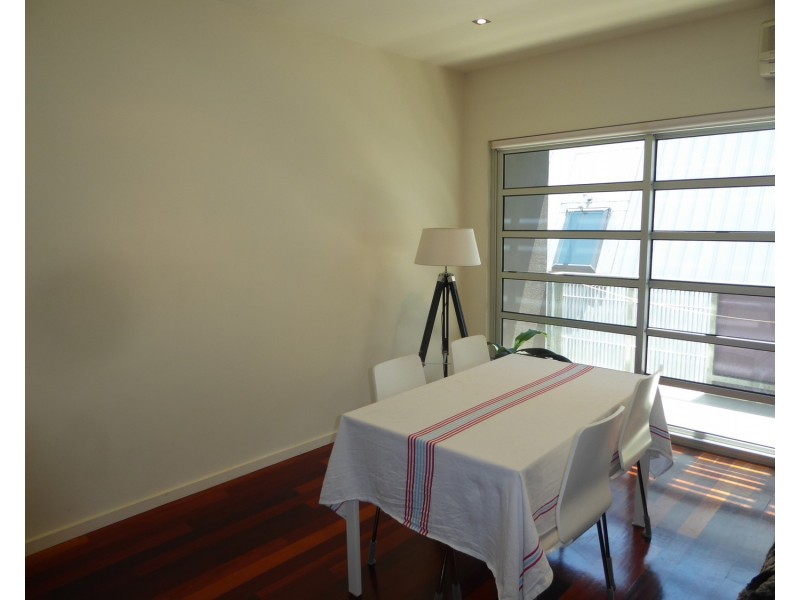 16/18 Tyrone Street, North Melbourne VIC 3051