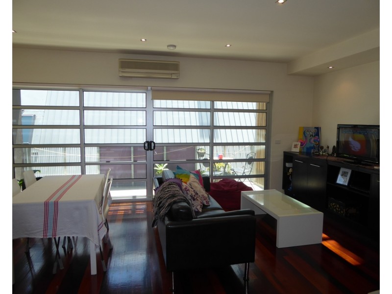 16/18 Tyrone Street, North Melbourne VIC 3051