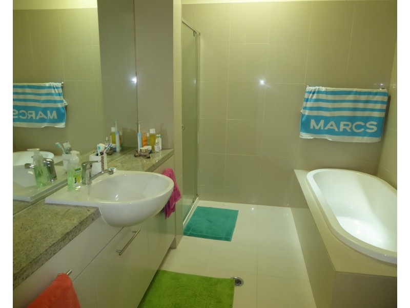 16/18 Tyrone Street, North Melbourne VIC 3051