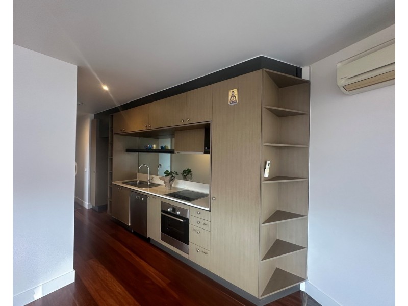 502/111 Leicester Street, Carlton VIC 3053