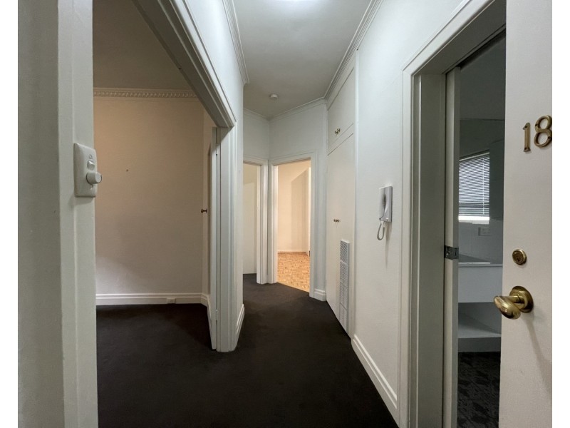 18/311 Royal Parade, Parkville VIC 3052