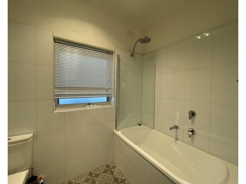 18/311 Royal Parade, Parkville VIC 3052