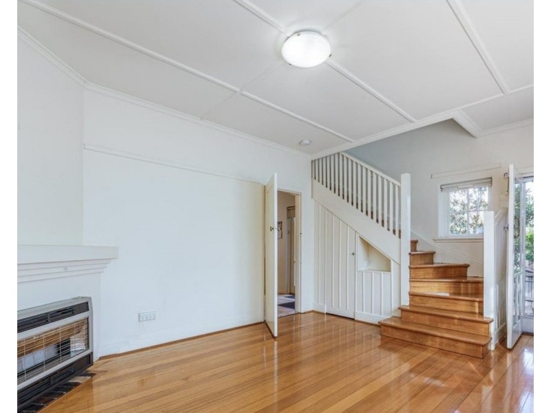 18 Griffin Crescent, Port Melbourne VIC 3207