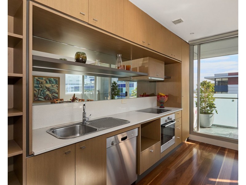 403/30 Wreckyn Street, North Melbourne VIC 3051