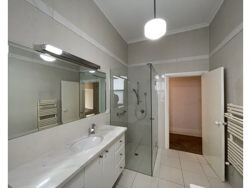 1/34 Eildon Road, St Kilda VIC 3182