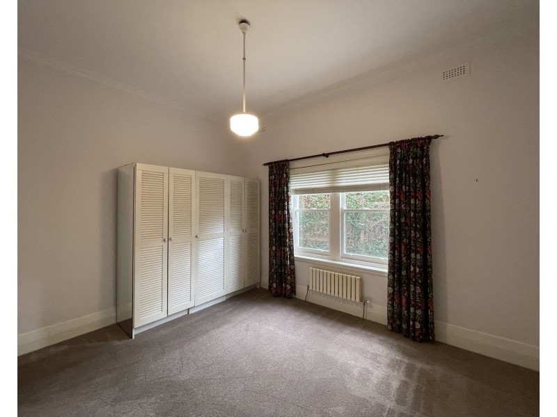 1/34 Eildon Road, St Kilda VIC 3182
