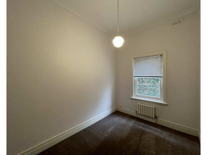 1/34 Eildon Road, St Kilda VIC 3182