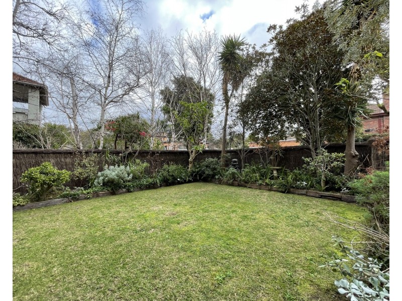 1/34 Eildon Road, St Kilda VIC 3182