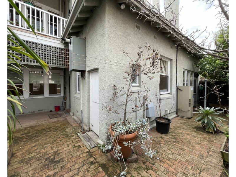 1/34 Eildon Road, St Kilda VIC 3182