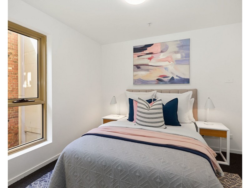 204/2-20 Finlay Place, Carlton VIC 3053