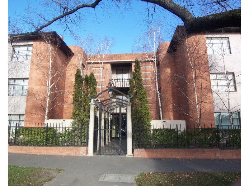 17/205 Flemington Road, North Melbourne VIC 3051