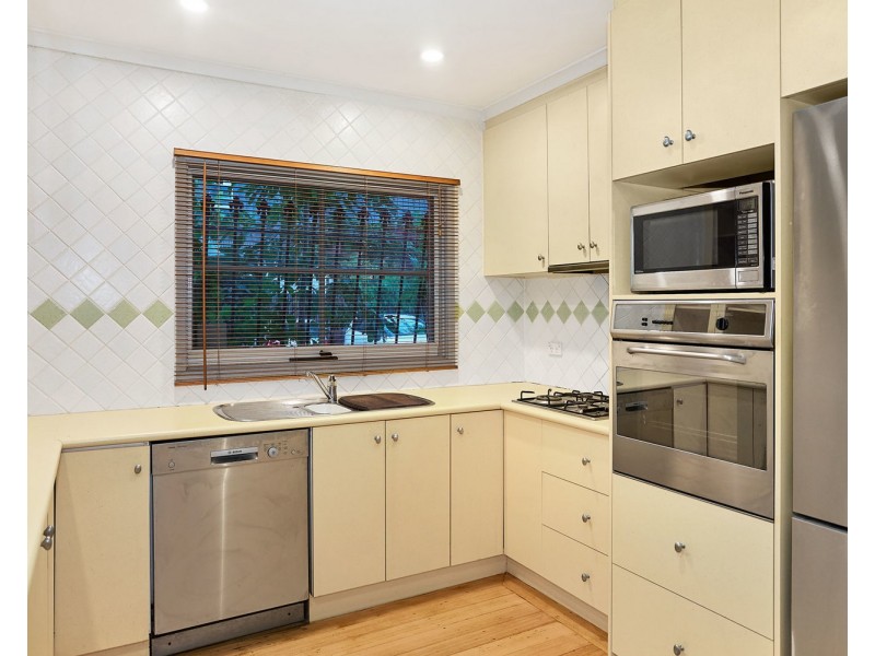 1/21 Plane Tree Way, North Melbourne VIC 3051