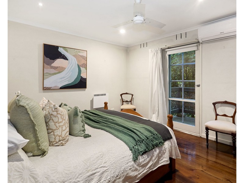 1/21 Plane Tree Way, North Melbourne VIC 3051