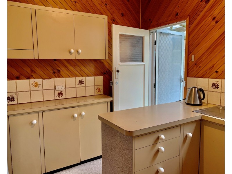 15 Wolseley Parade, Kensington VIC 3031