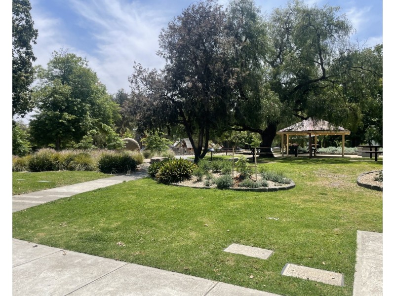 4/24 Charles Street, Elsternwick VIC 3185