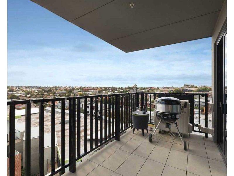 607/8 Olive York Way, Brunswick West VIC 3055