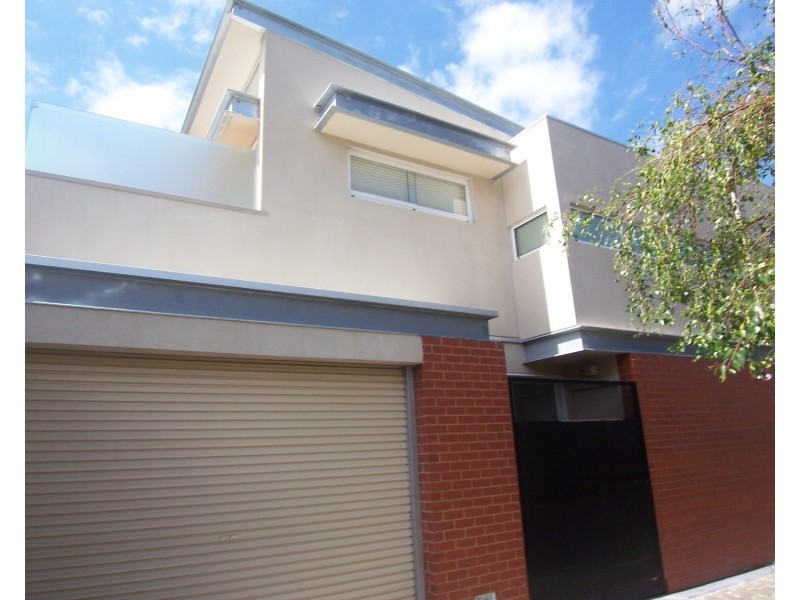 38 Avis Lane, North Melbourne VIC 3051