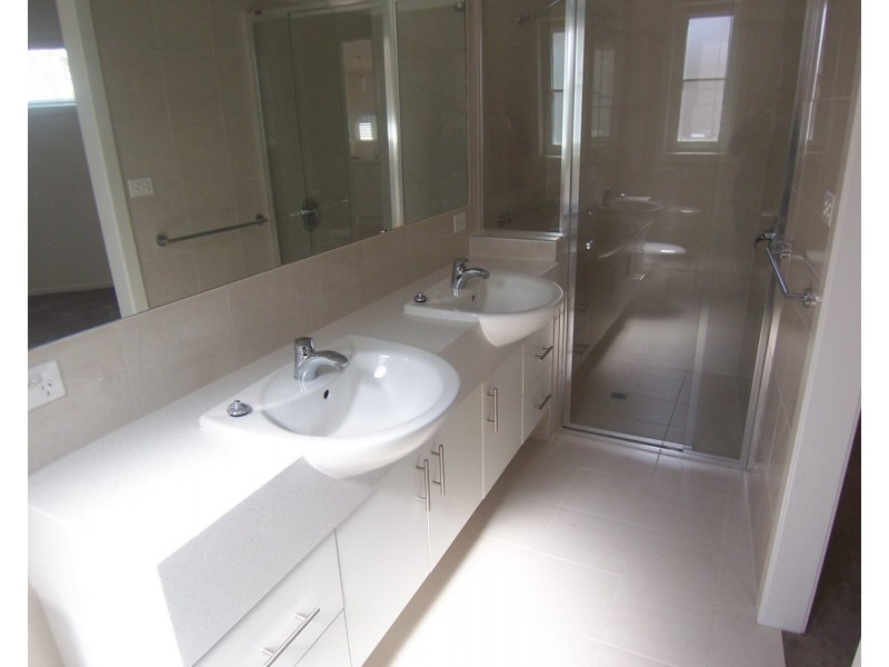 38 Avis Lane, North Melbourne VIC 3051