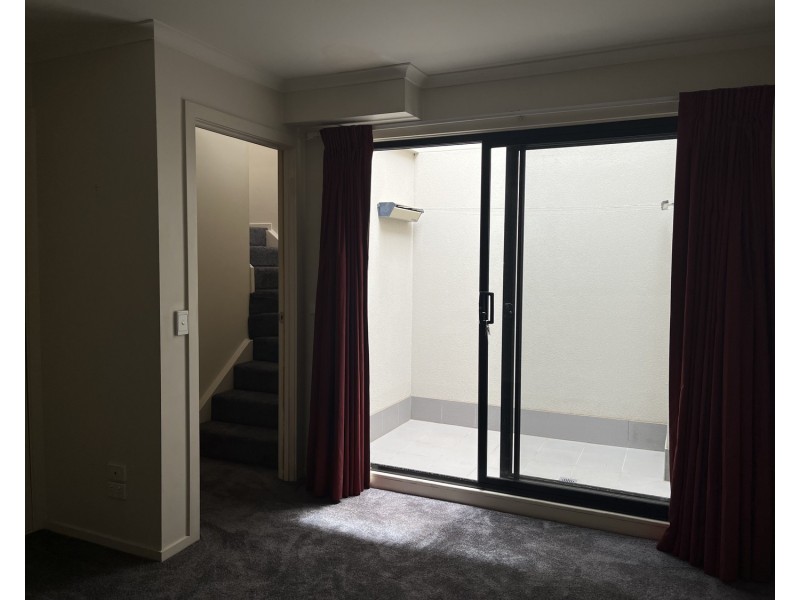 Apt 13/24 Ireland Street, West Melbourne VIC 3003